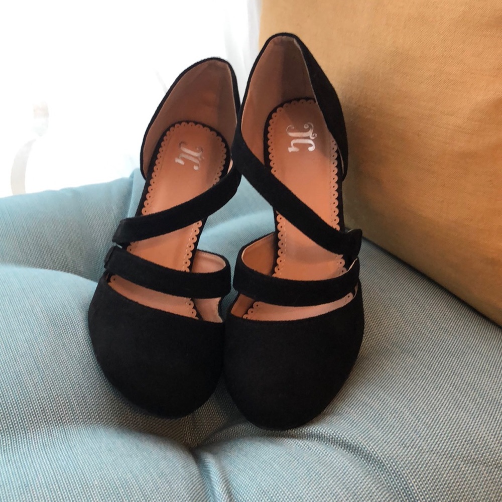 Journee Collection Faux Suede Strappy Heels Black